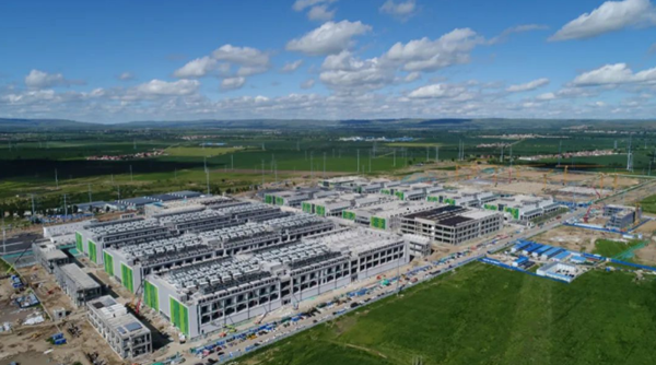 全国首个数据中心绿电直连源网荷储一体化项目顺利并网投运(图1)