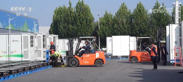 18亿千瓦、2500亿元黄金发展期！多元增收打造新型储能“储得进、放得出、能盈利”健康生态(图3)