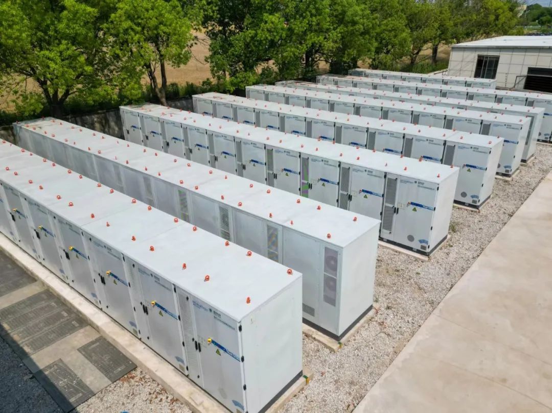 华为新型电池技术：高效储能与安全性能的完美结合(图1)