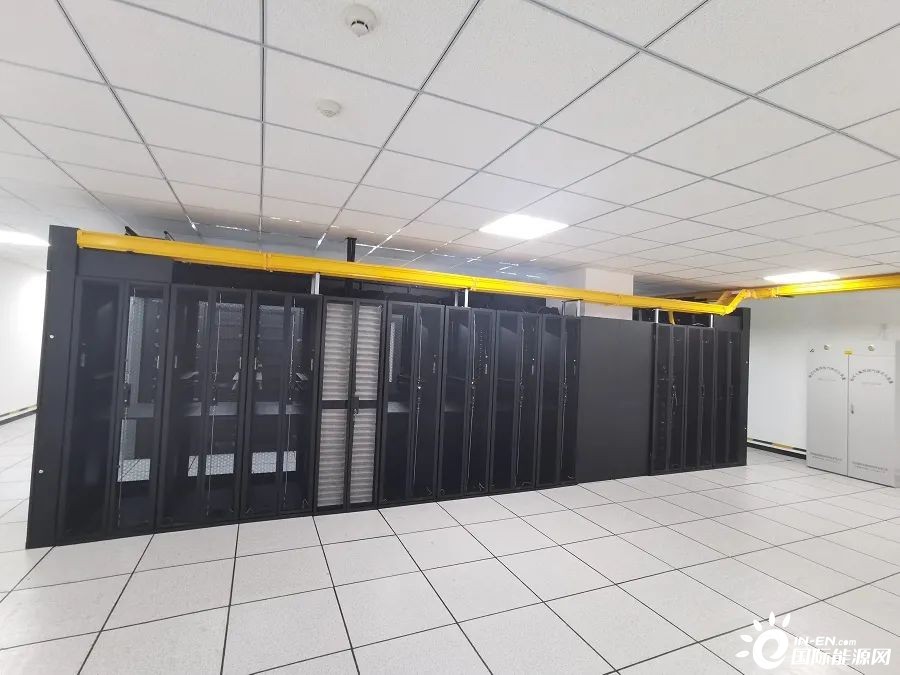 新能源产业加速跑(图1)