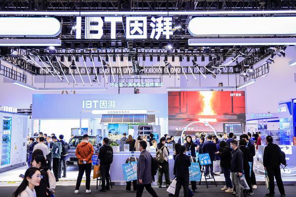 行业首款587Ah半固态储能大电芯实物首秀 因湃闪耀亮相ESIE2026国际储能展(图2)